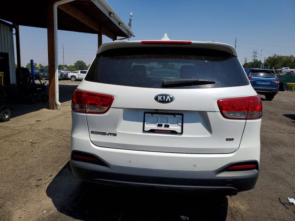 2017 KIA SORENTO LX 6
