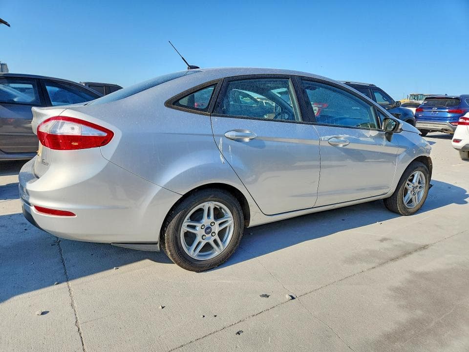 2018 FORD FIESTA SE 3