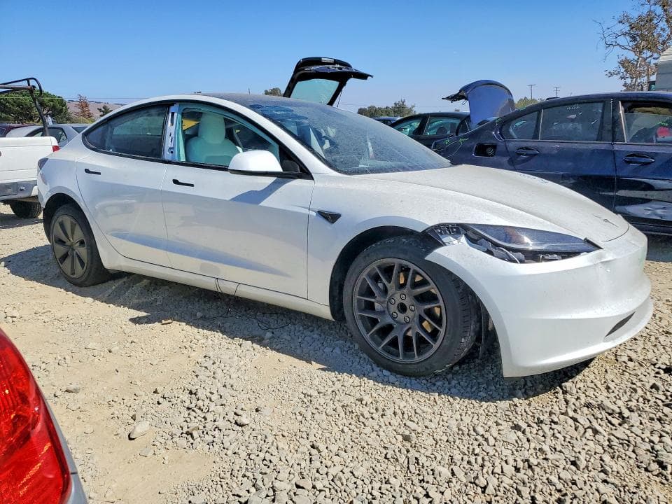 2024 TESLA MODEL 3 4