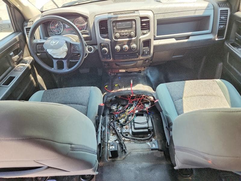 2020 RAM 1500 CLASSIC SSV 8