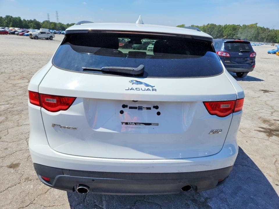 2017 JAGUAR F-PACE PRESTIGE 6