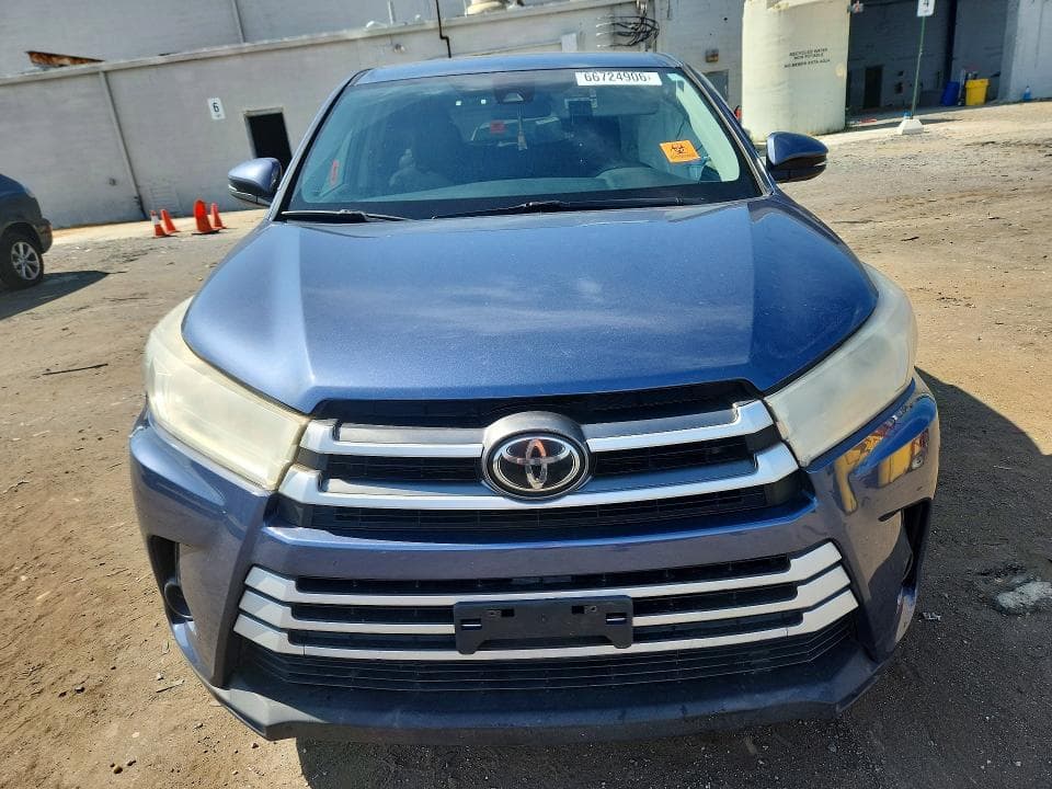 2019 TOYOTA HIGHLANDER LE 5