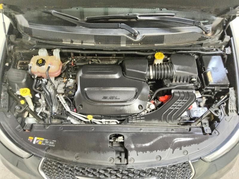 2022 CHRYSLER PACIFICA TOURING L 12