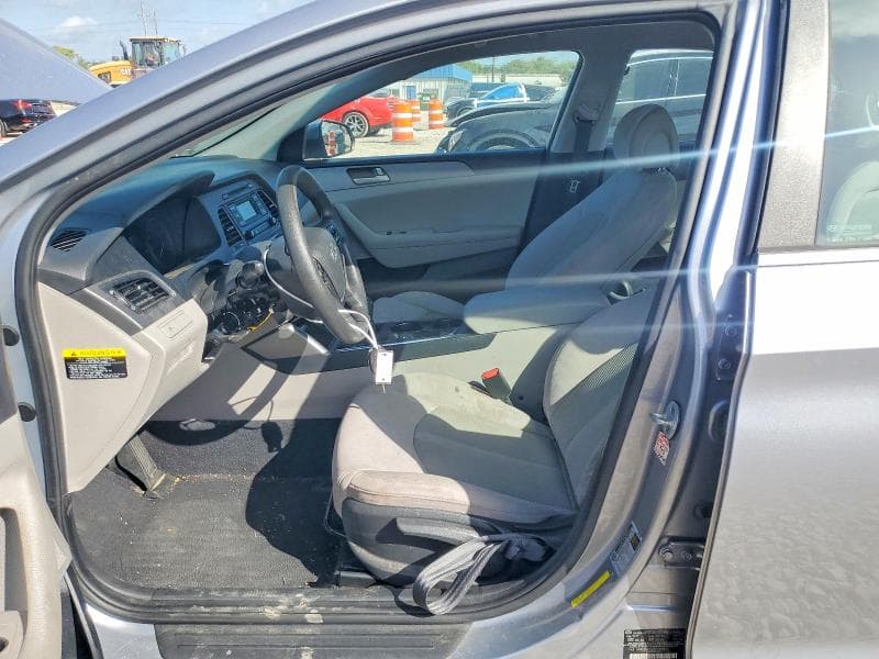 2017 HYUNDAI SONATA SE 7