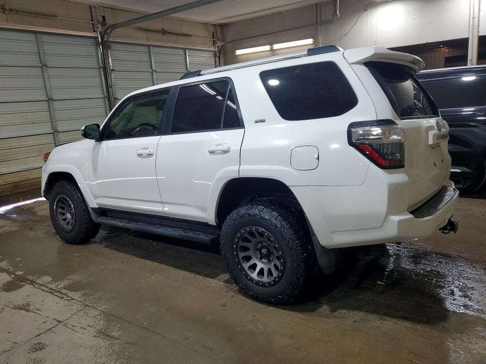 2020 TOYOTA 4RUNNER SR5 2