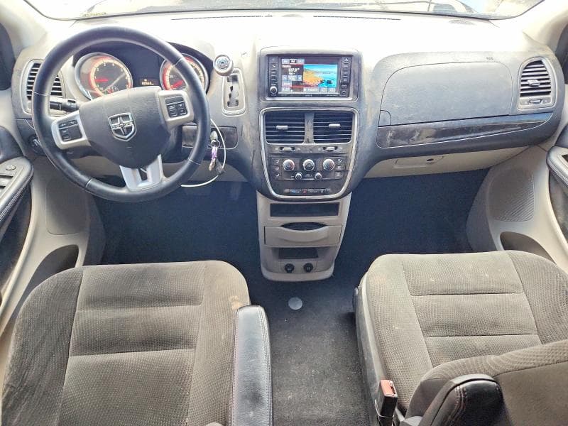 2017 DODGE GRAND CARAVAN SE 8