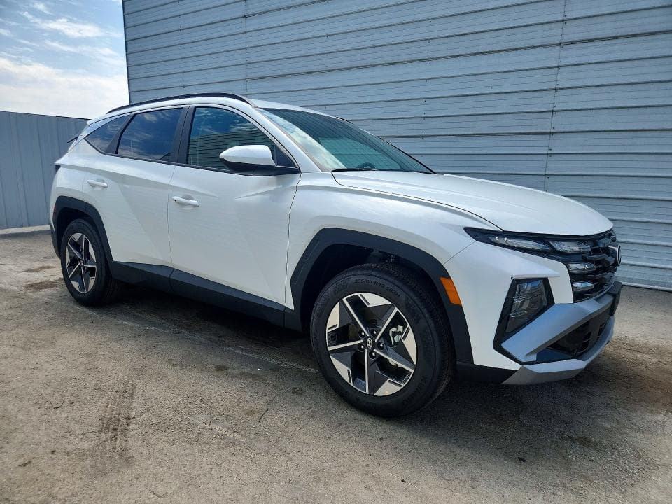 2026 HYUNDAI TUCSON SEL 4