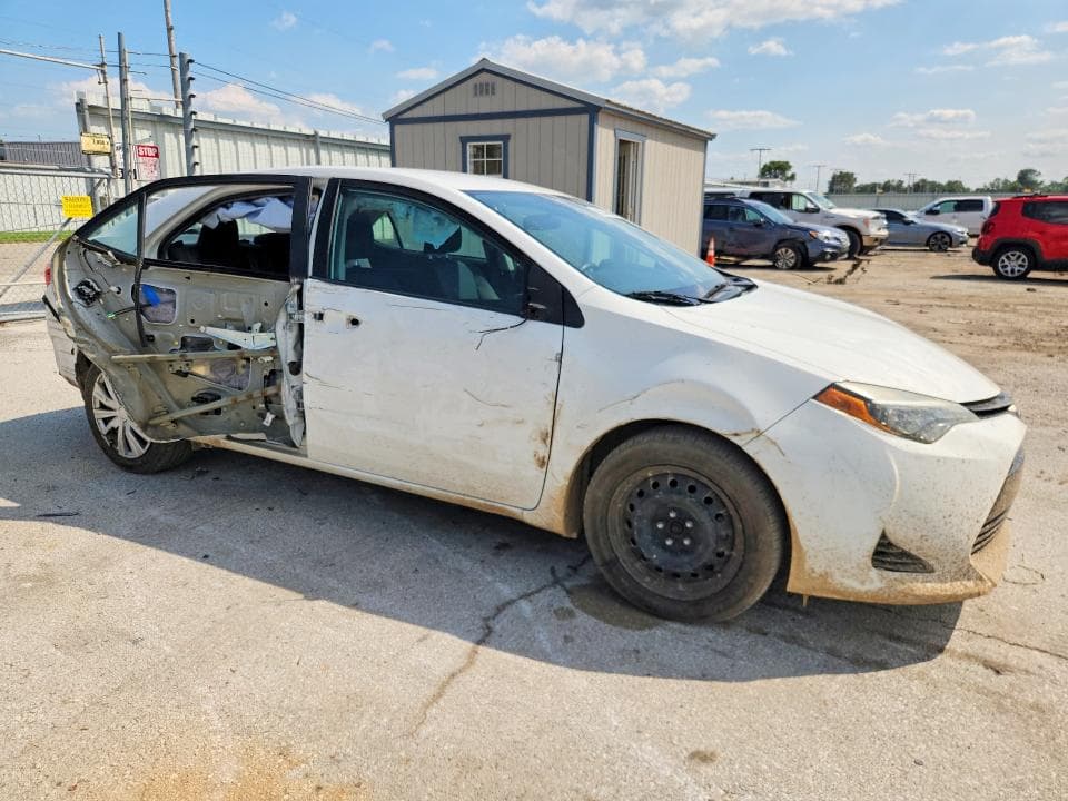 2019 TOYOTA COROLLA LE 4