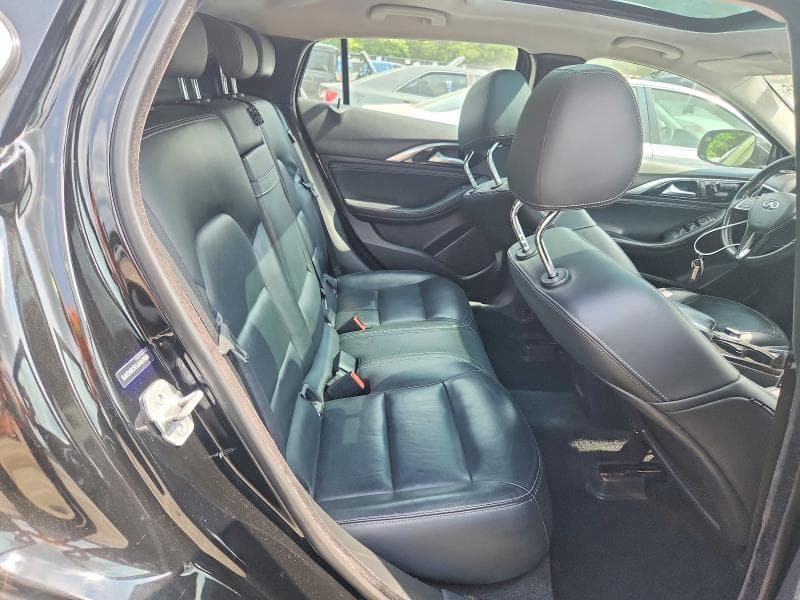 2018 INFINITI QX30 PREMIUM 10