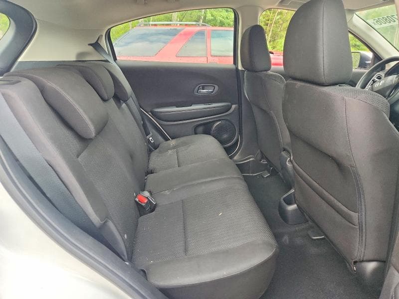 2018 HONDA HR-V LX 11
