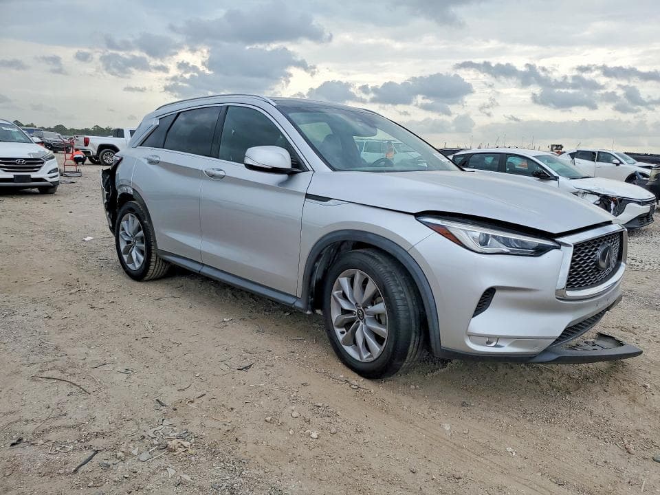 2021 INFINITI QX50 LUXE 4