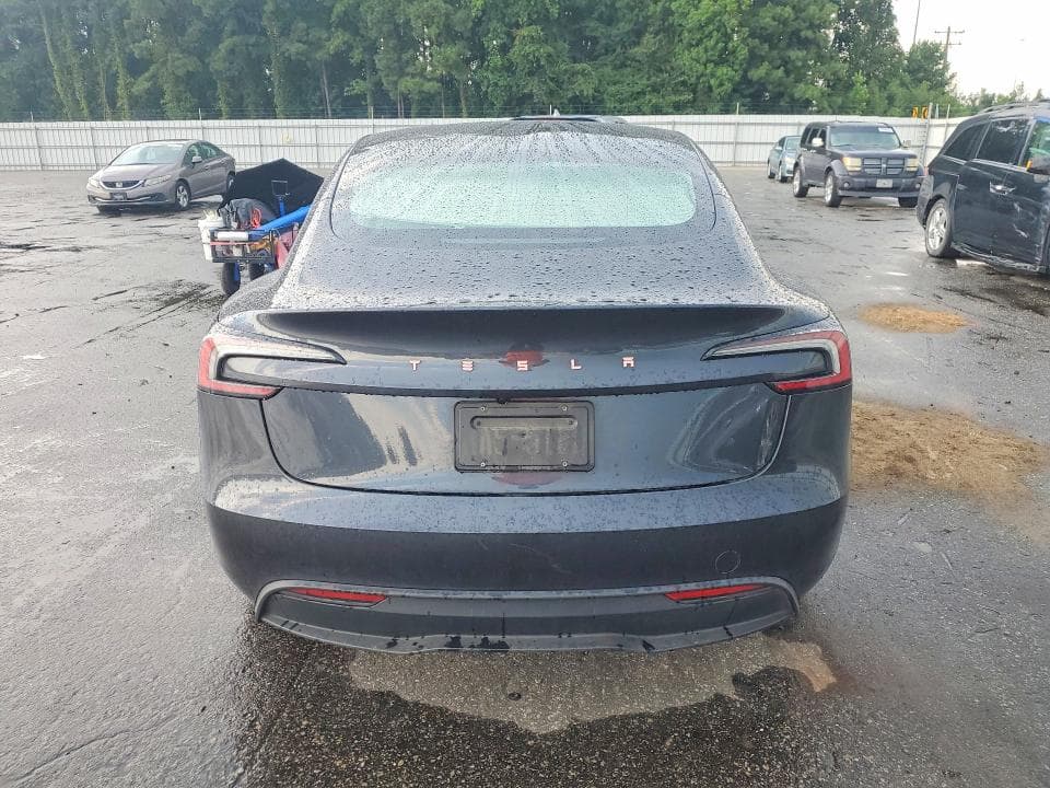 2025 TESLA MODEL 3 6