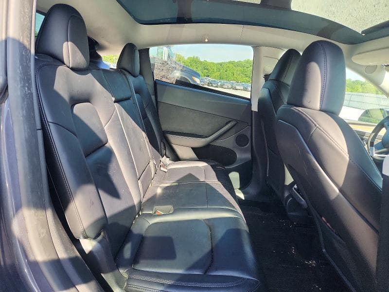 2023 TESLA MODEL Y 10