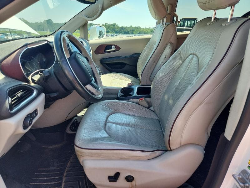 2017 CHRYSLER PACIFICA LIMITED 7