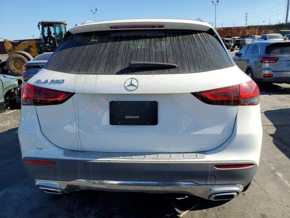 2021 MERCEDES-BENZ GLA 250 6