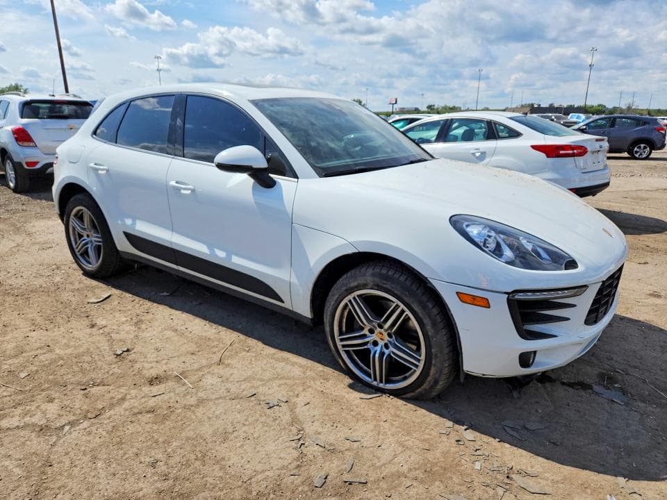 2017 PORSCHE MACAN 4