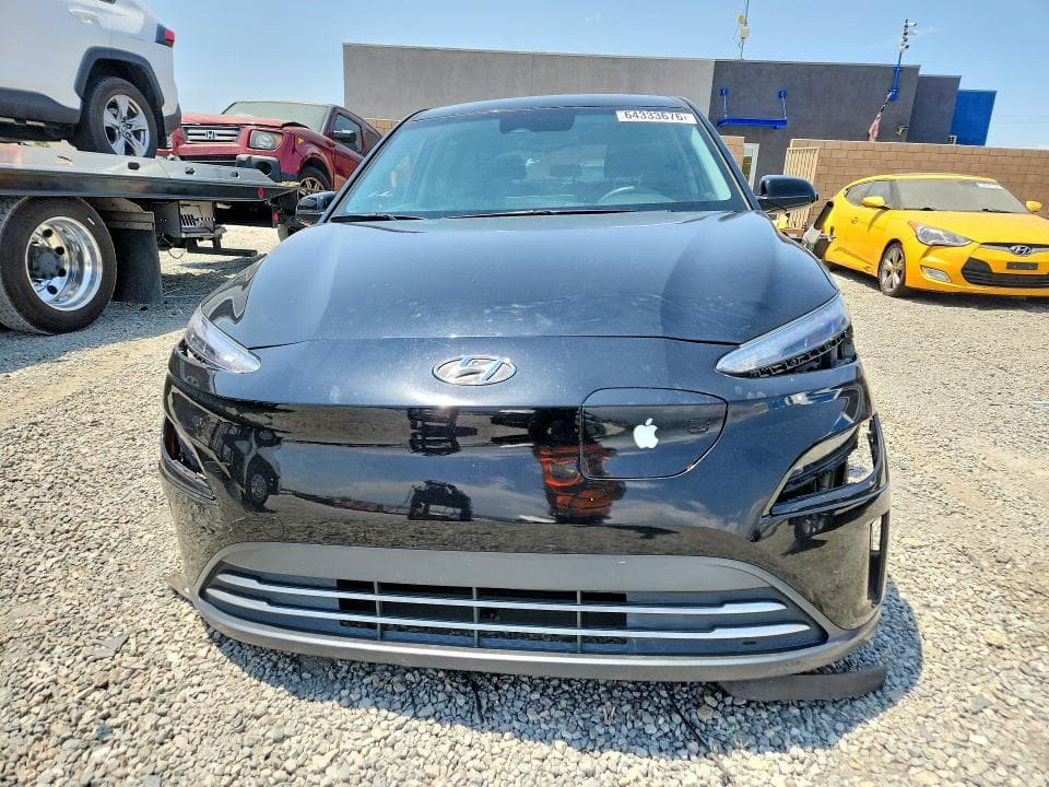 2023 HYUNDAI KONA SE 5