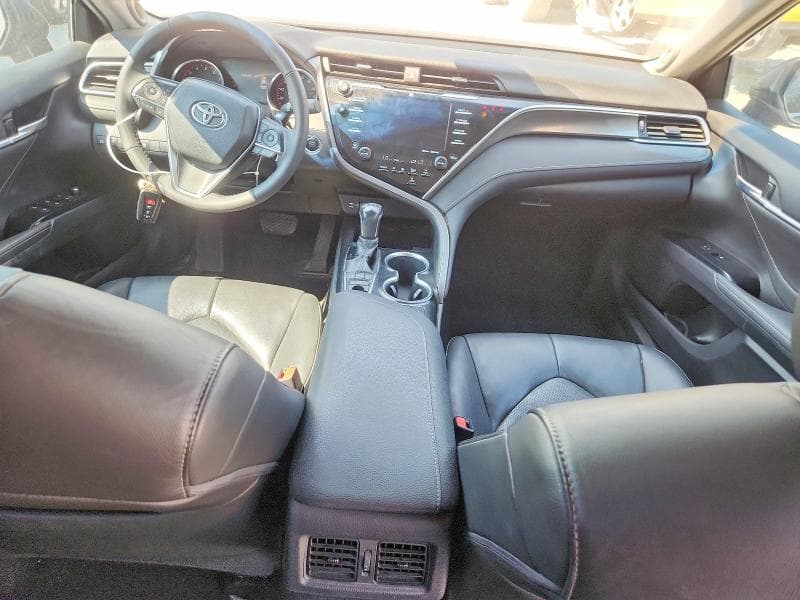 2018 TOYOTA CAMRY XSE 8