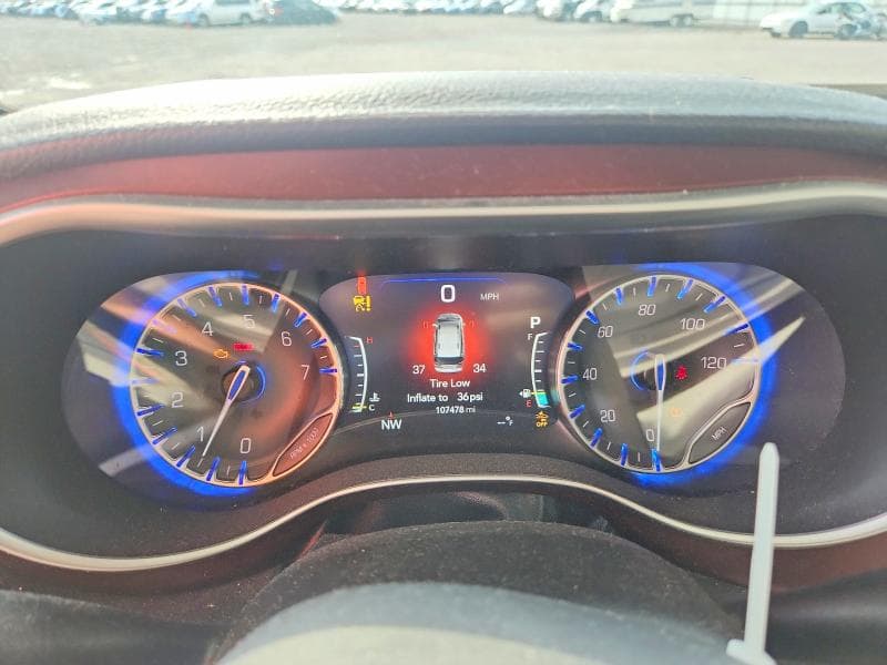 2018 CHRYSLER PACIFICA LIMITED 9
