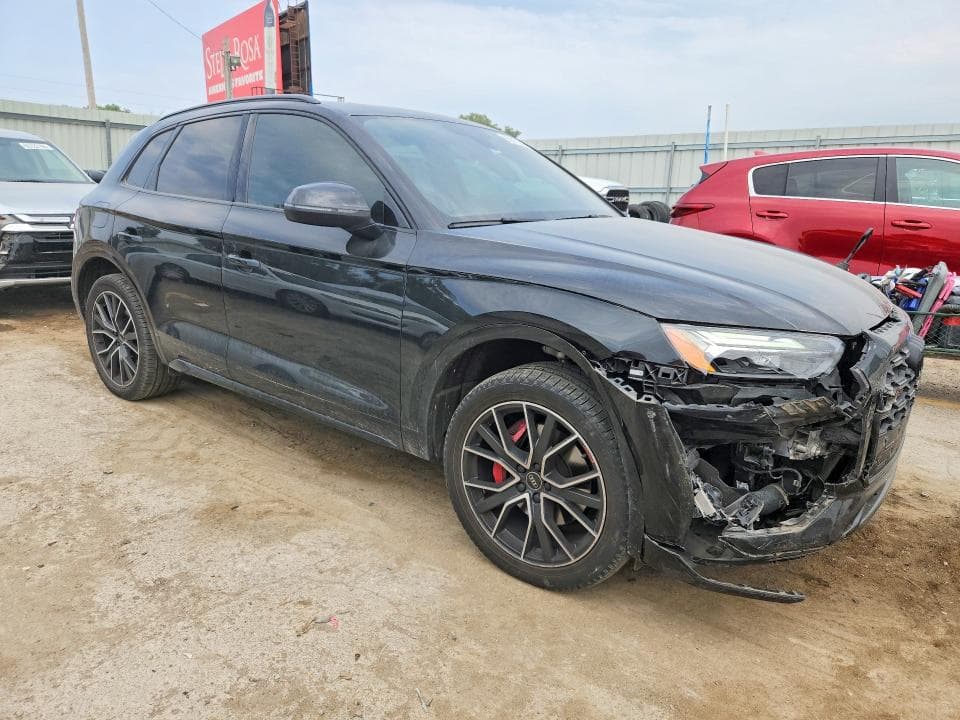2025 AUDI SQ5 PREMIUM PLUS 4