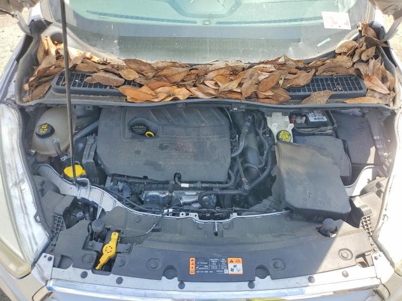 2017 FORD ESCAPE SE 11
