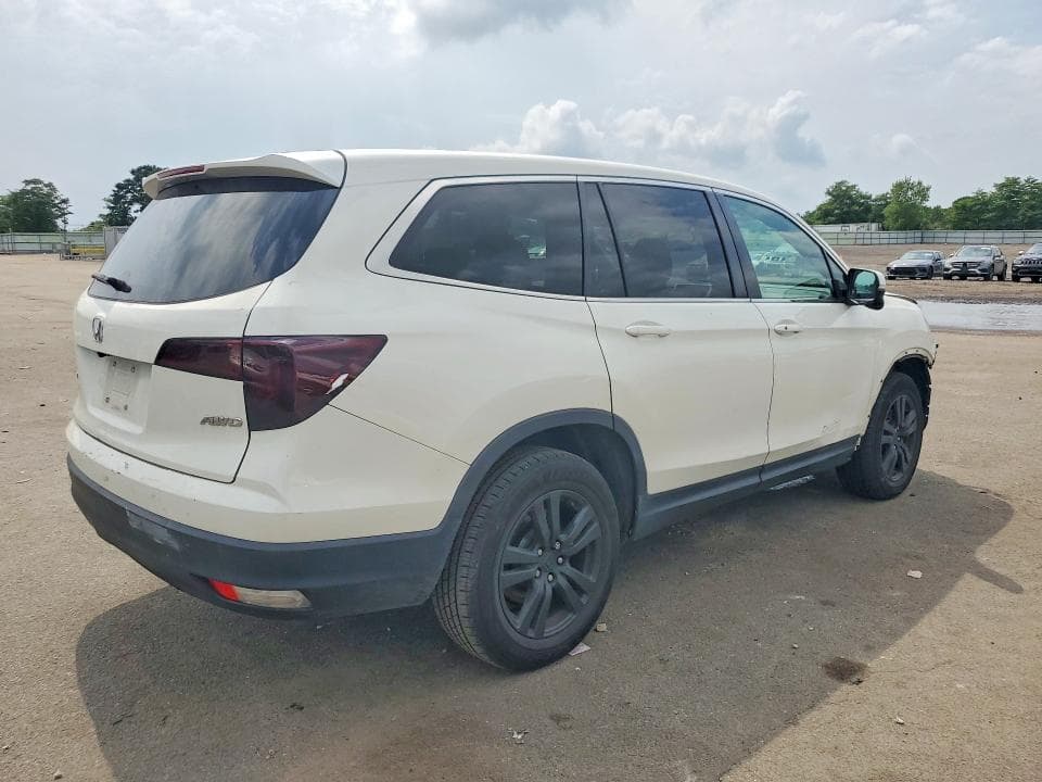 2017 HONDA PILOT EX 3