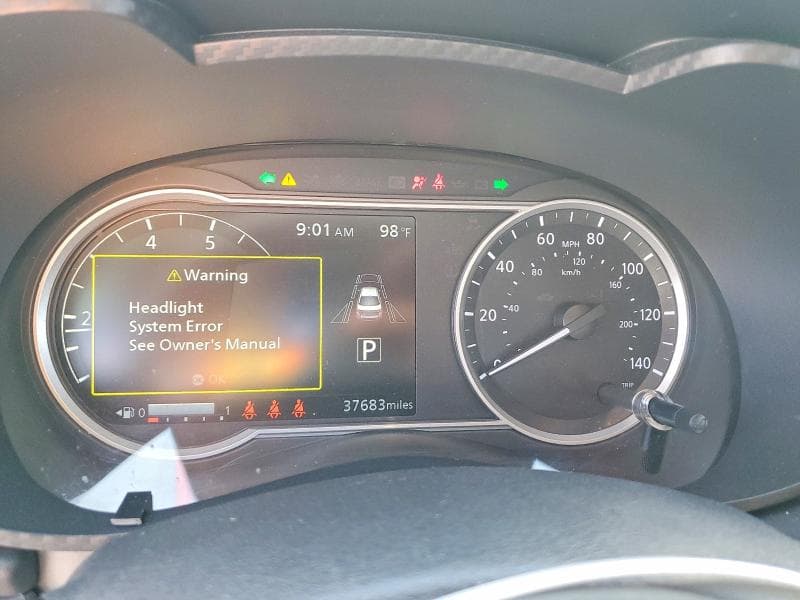 2024 NISSAN VERSA SR 9