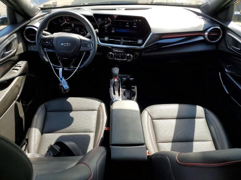 2025 CHEVROLET TRAX 2RS 8