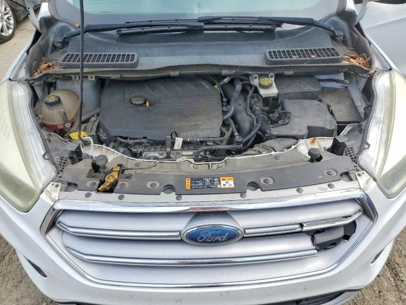 2017 FORD ESCAPE SE 12