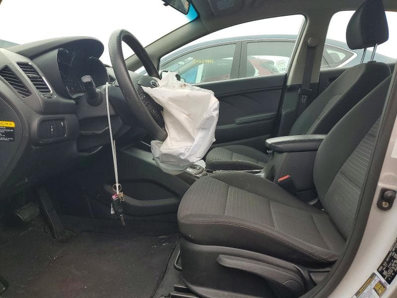 2017 KIA FORTE LX 7