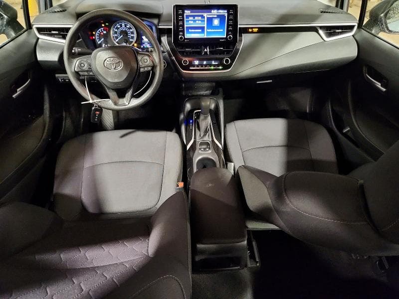 2021 TOYOTA COROLLA LE 8