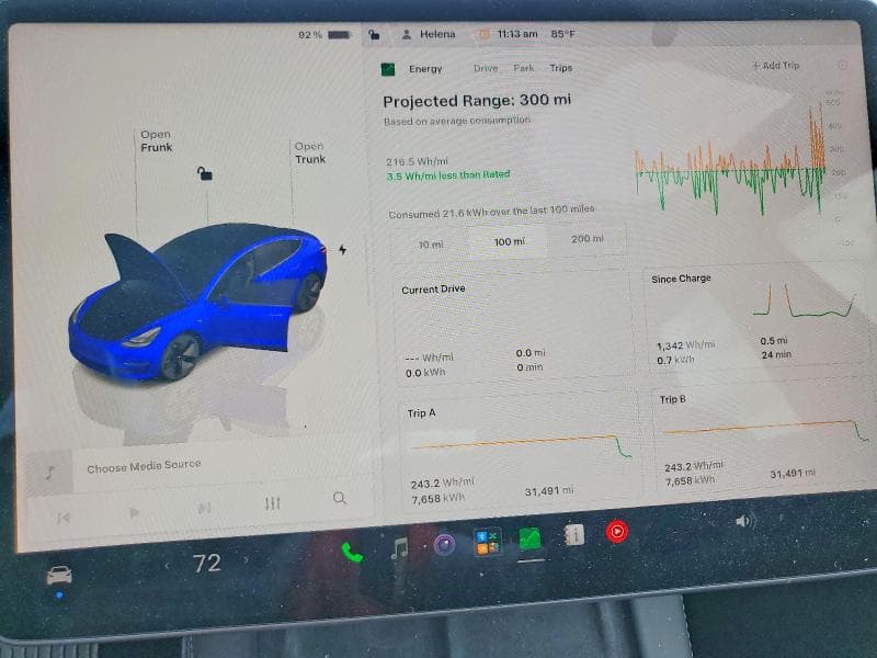 2022 TESLA MODEL 3 9
