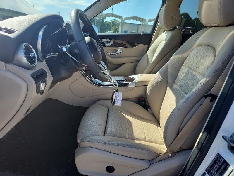 2022 MERCEDES-BENZ GLC 300 7