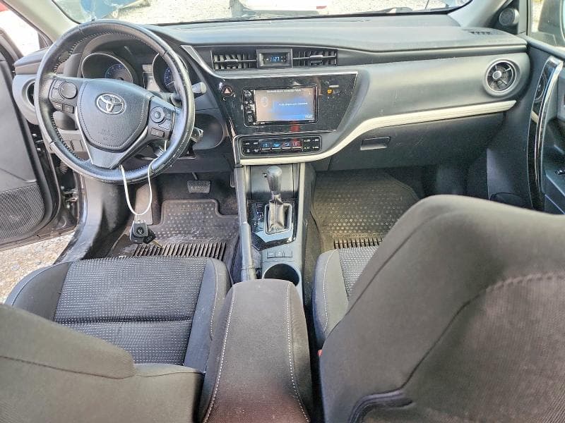 2017 TOYOTA COROLLA IM BASE 8