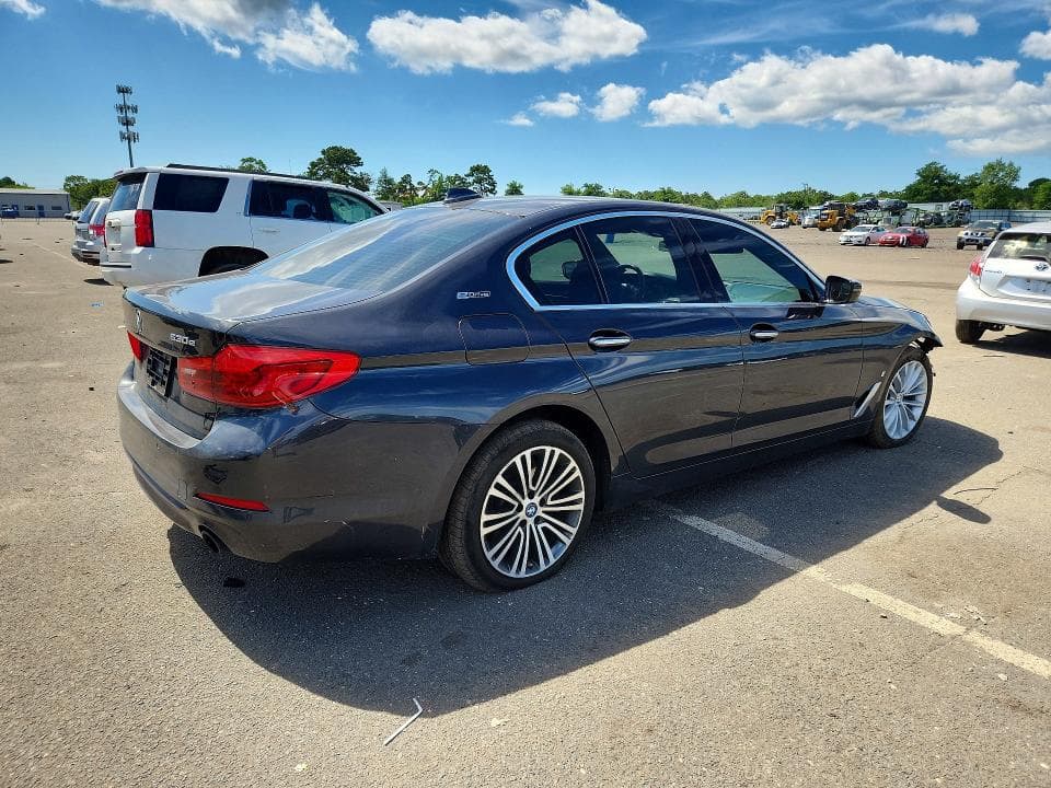 2018 BMW 530XE 3