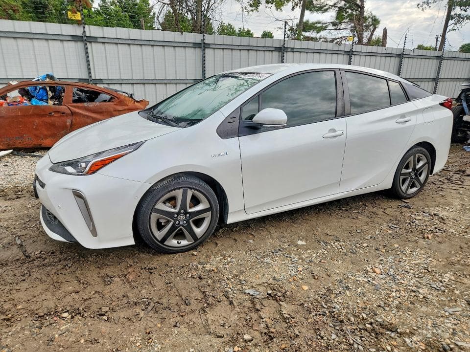 2022 TOYOTA PRIUS XLE - 1