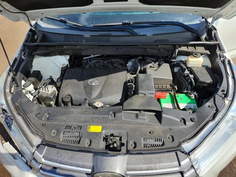 2018 TOYOTA HIGHLANDER XLE 12
