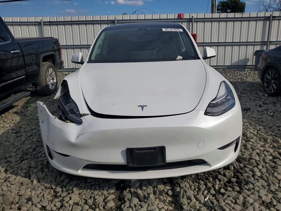 2023 TESLA MODEL Y 5