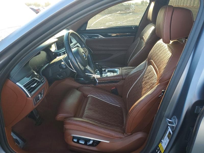 2022 BMW 750 XI 7