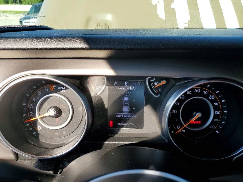 2020 JEEP GLADIATOR SPORT 9