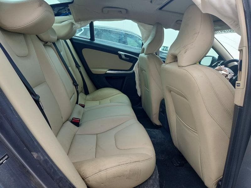 2017 VOLVO S60 10
