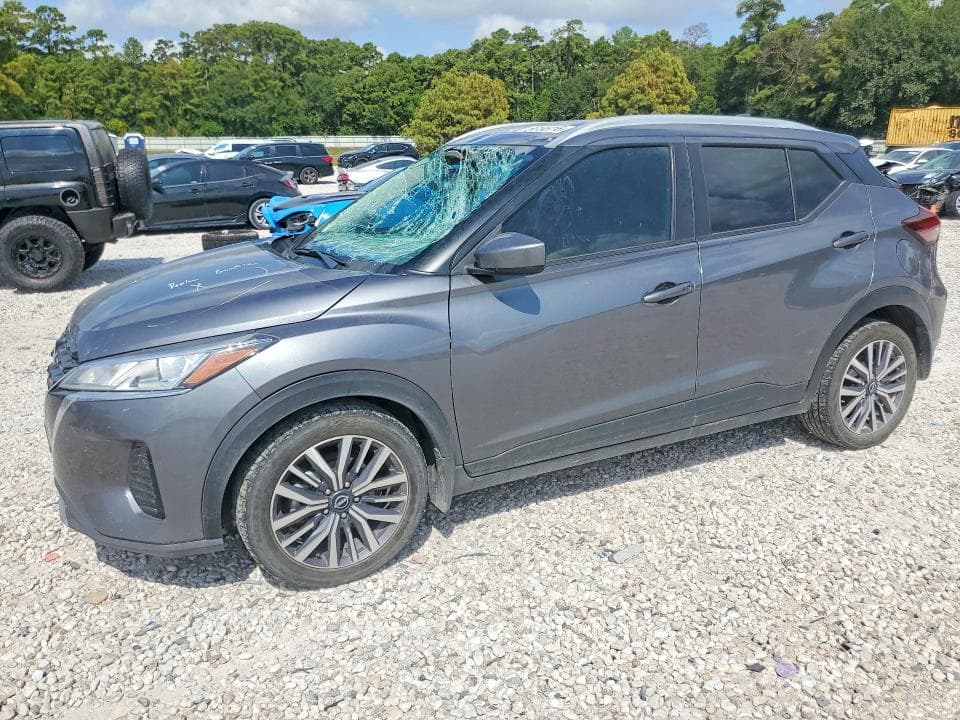 2024 NISSAN KICKS SV