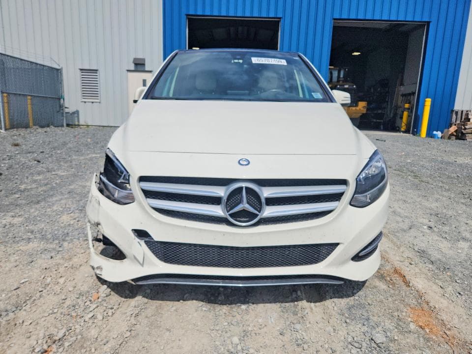 2017 MERCEDES-BENZ B 250 4MATIC 5
