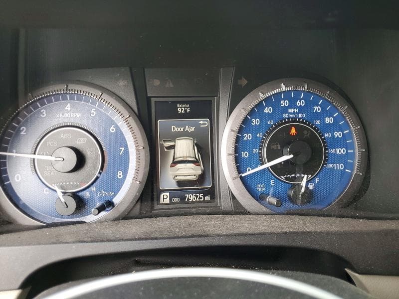 2017 TOYOTA SIENNA XLE 8-PASSENGER 9