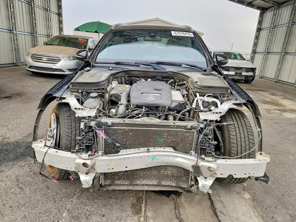 2019 MERCEDES-BENZ GLC 300 4MATIC 5
