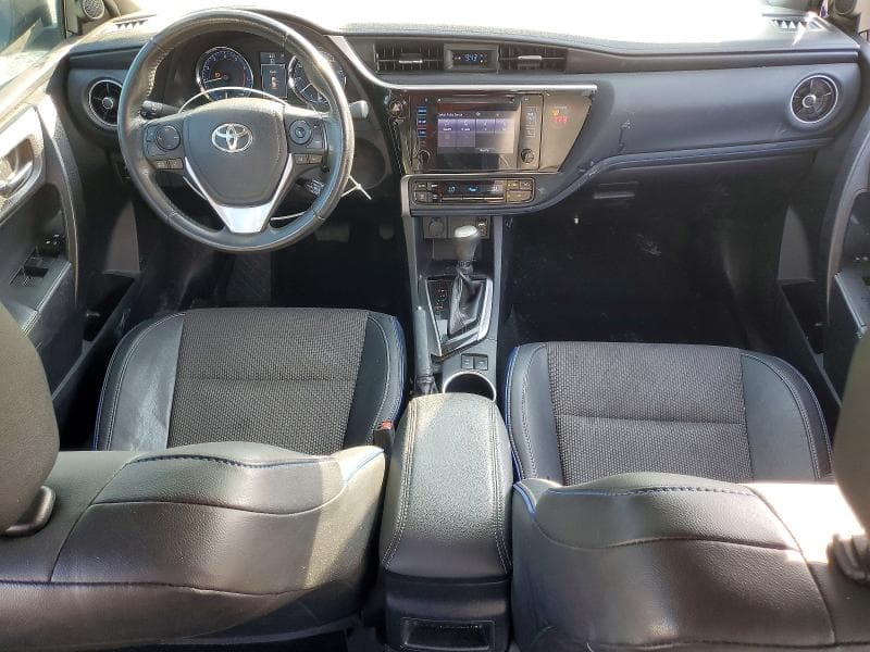 2019 TOYOTA COROLLA SE 8