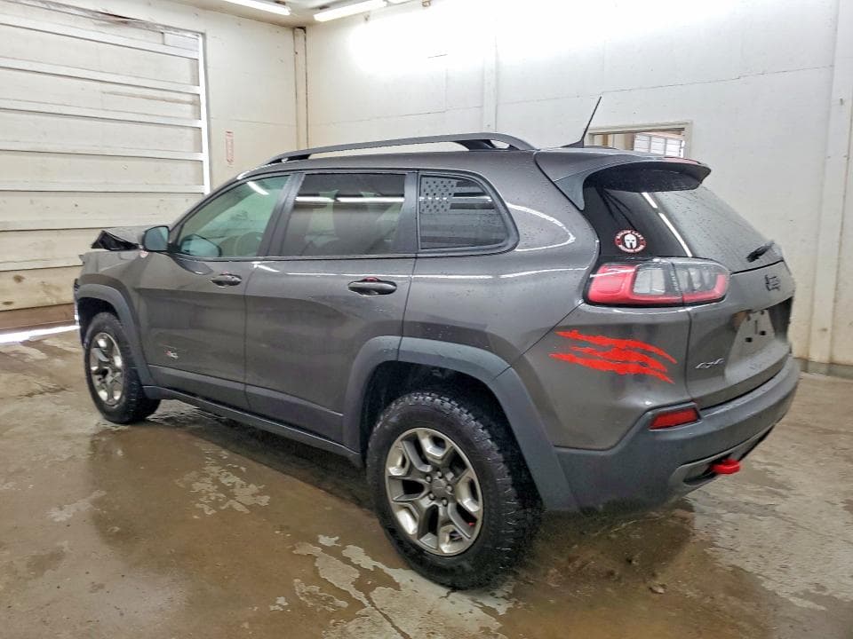 2019 JEEP CHEROKEE TRAILHAWK 2