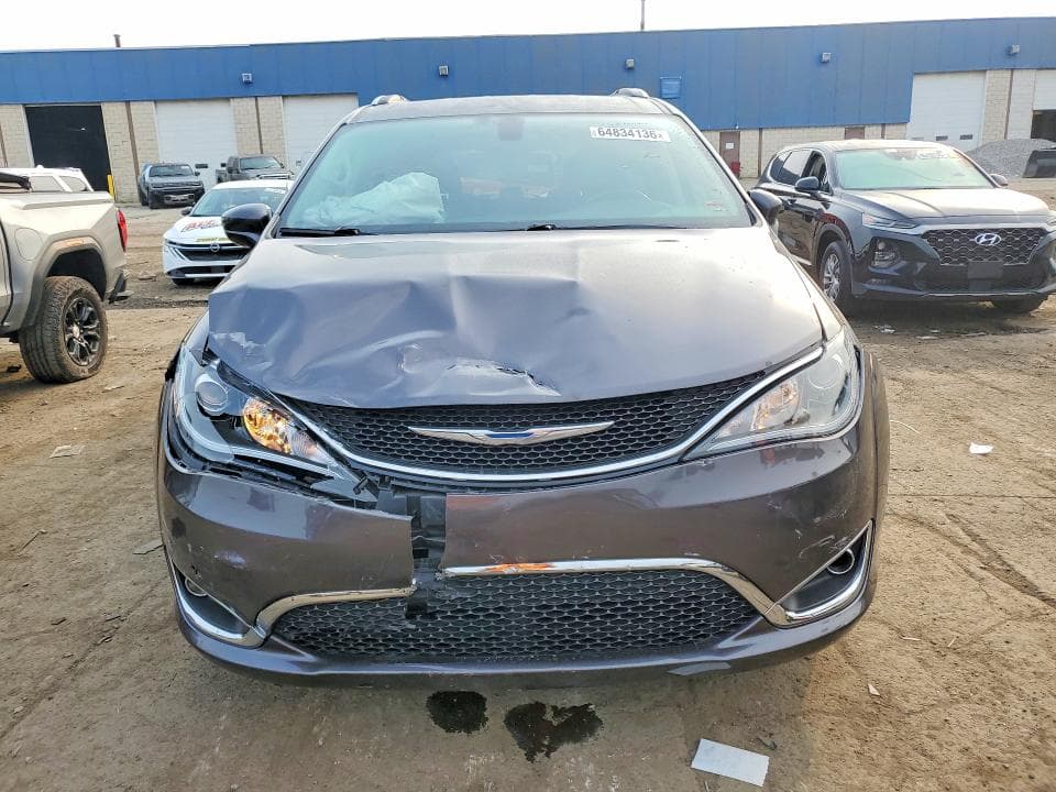 2018 CHRYSLER PACIFICA TOURING L 5