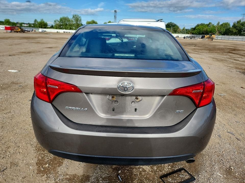 2017 TOYOTA COROLLA SE 6