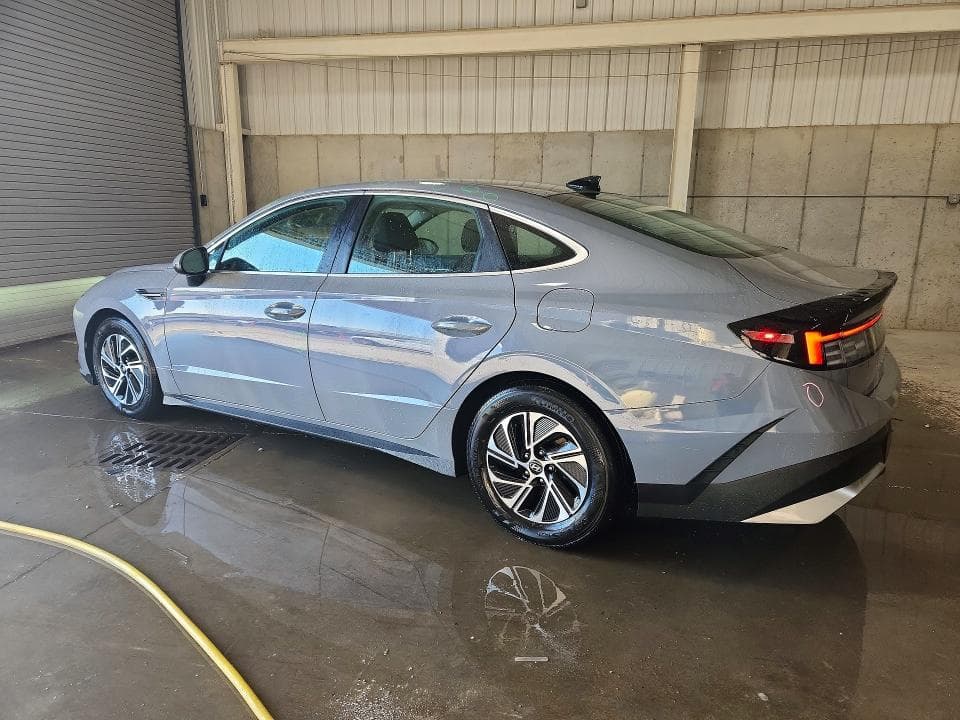 2026 HYUNDAI SONATA HYBRID BLUE 2